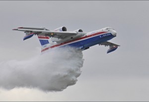 Bombardier d'eau Russe au Bourget 2011.